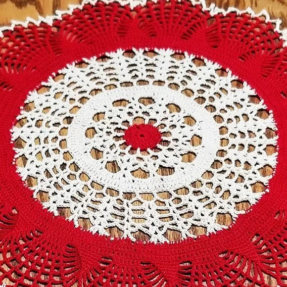 Vintage Style New Hand Crafted Red and Natural Glory Pattern 16" Doily - Picture 3 of 3